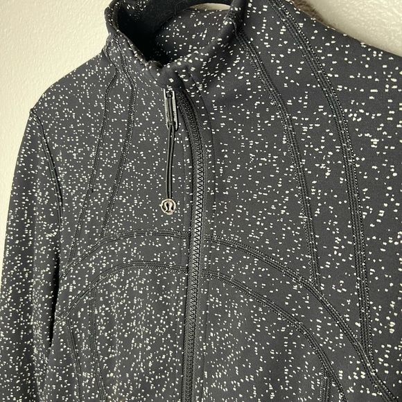 Lululemon Define Jacket in Magnetized Jacquard Black White | EUC - Picture 7 of 9